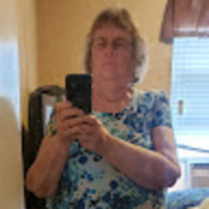 Meet your Posher, Debby